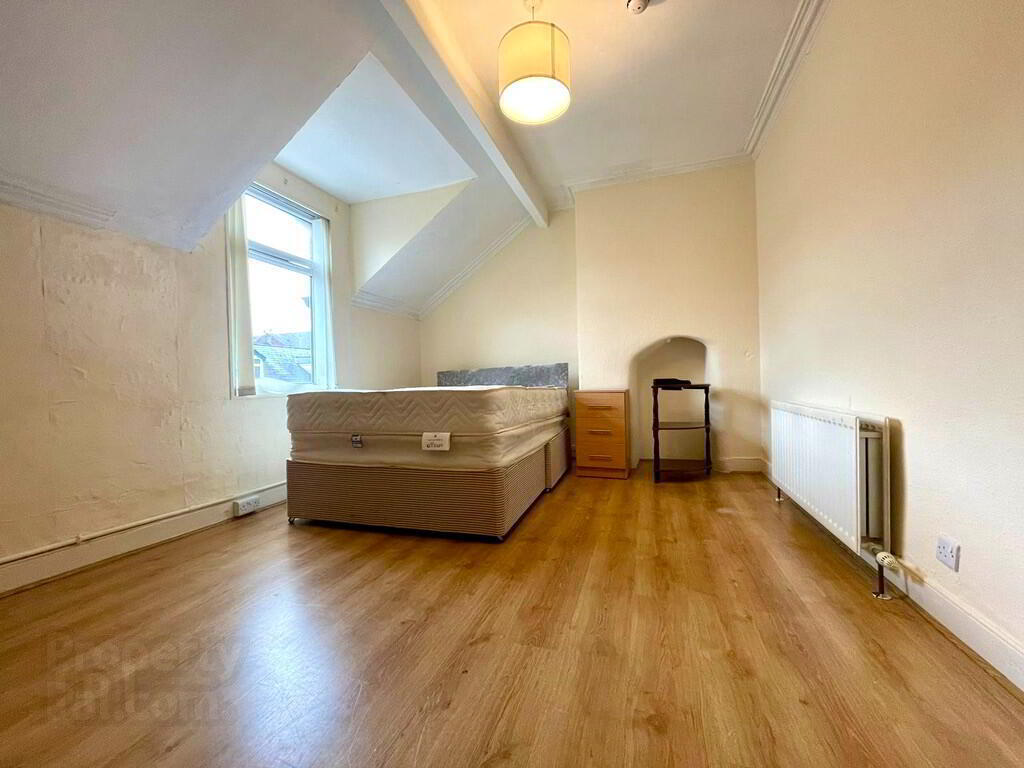 11 Wellington Park Avenue 5 of 7