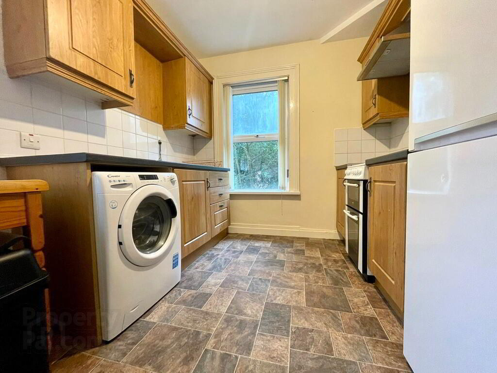 11 Wellington Park Avenue 3 of 7