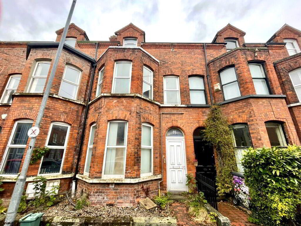 11 Wellington Park Avenue 1 of 7