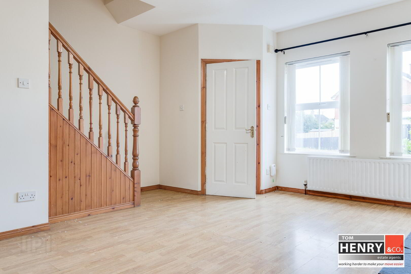 5 Oakwood Manor 6 of 24