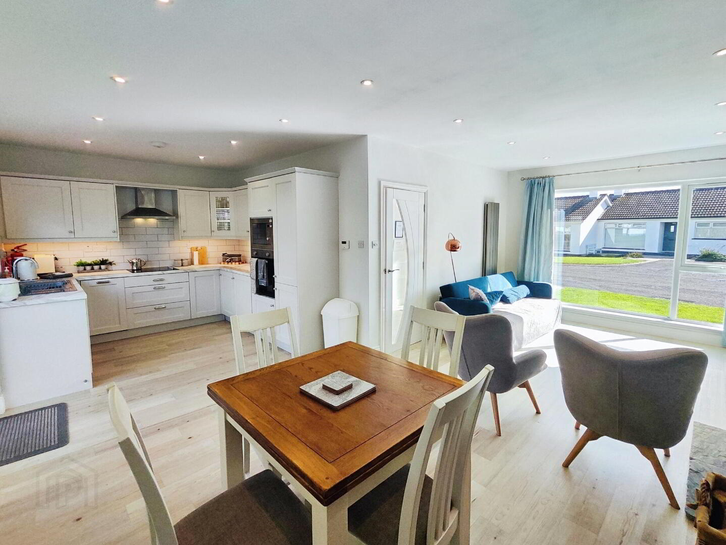 10 Ballintrae Park 8 of 38