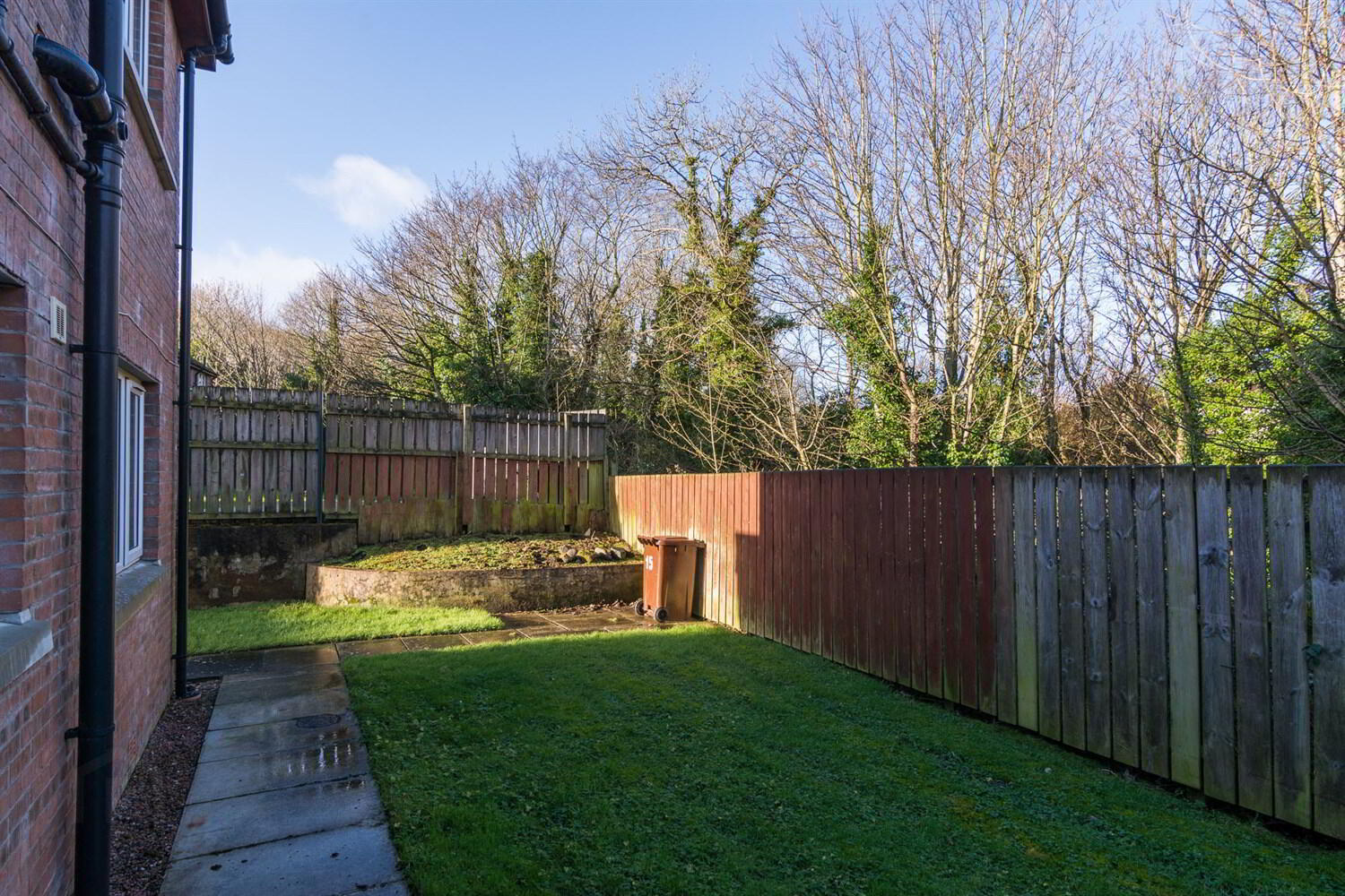 Apt 17, Glenmount Drive 10 of 10