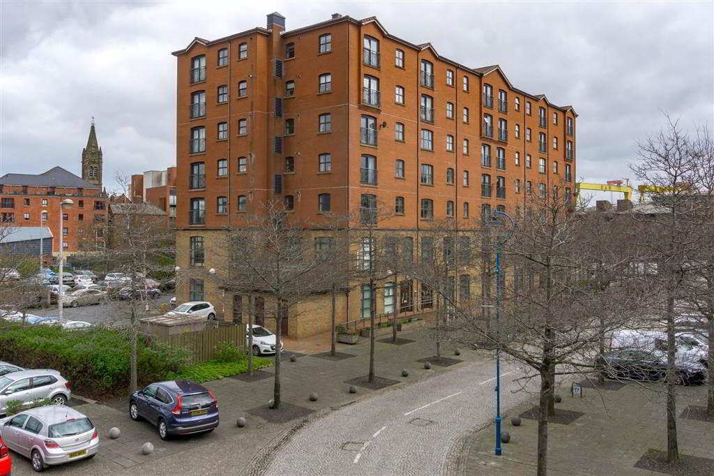 37 Clarendon Quay, 2 Pilot Street 1 of 10