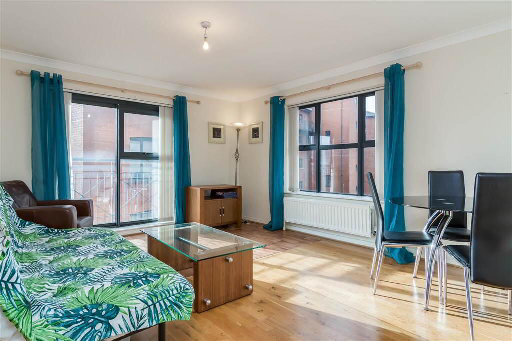 37 Clarendon Quay, 2 Pilot Street 6 of 10