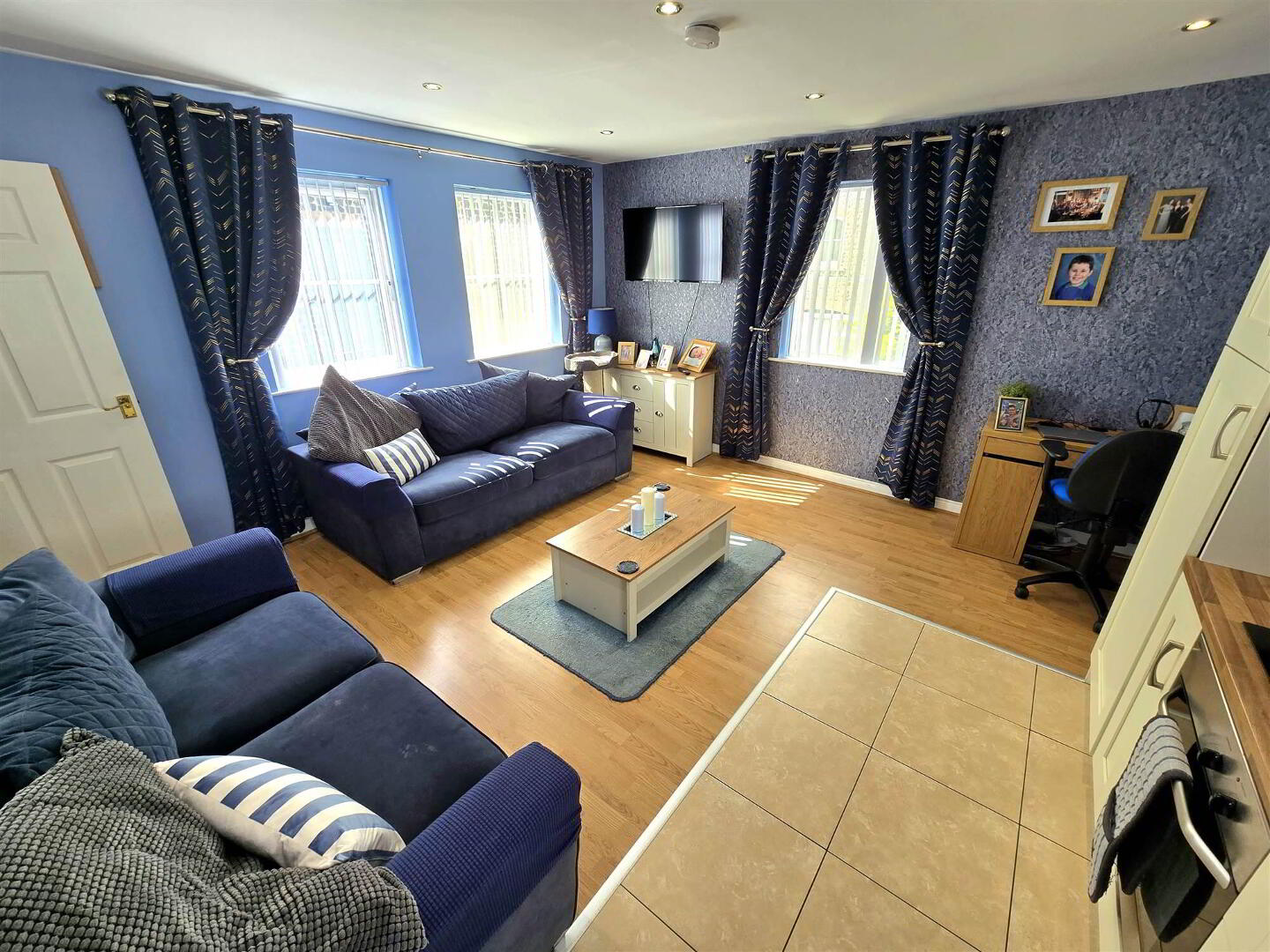 8 Barnfield Manor 9 of 15