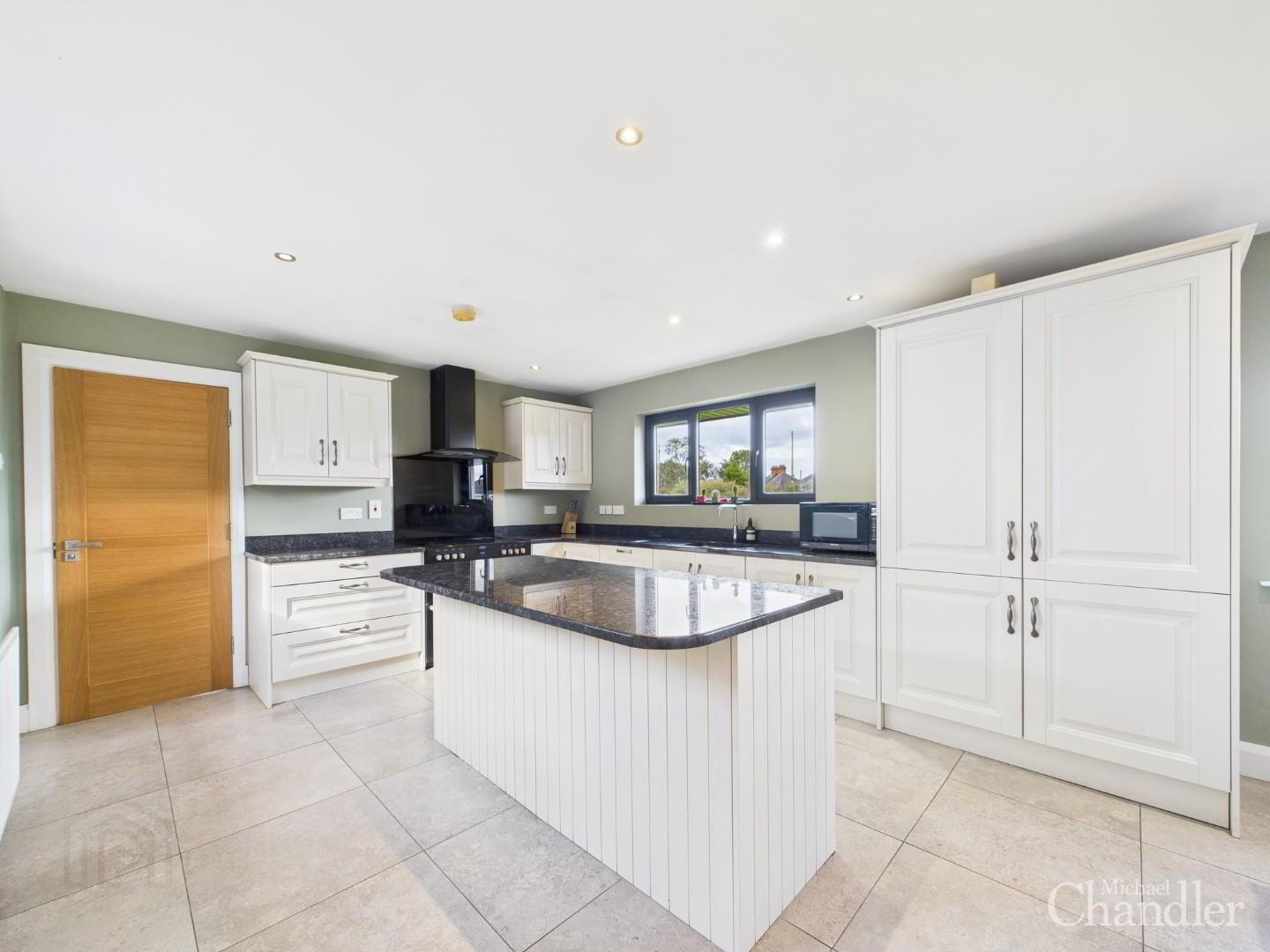 21 Ballykeigle Road 4 of 31
