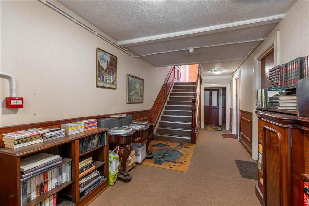 27b Academy House 4 of 21