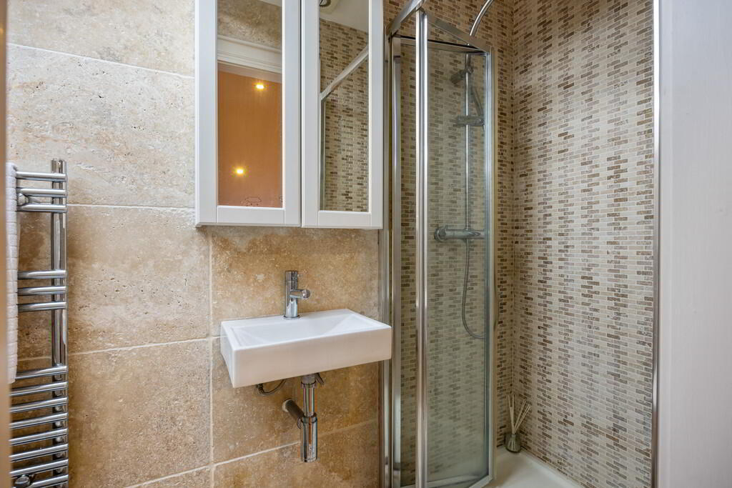 9 Cleaver Avenue 28 of 38