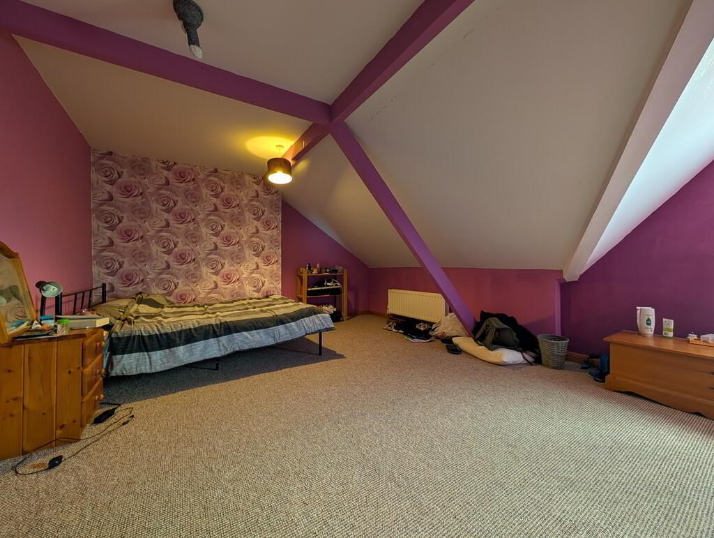 Apt 2, 43 Sunnyside Street 9 of 9