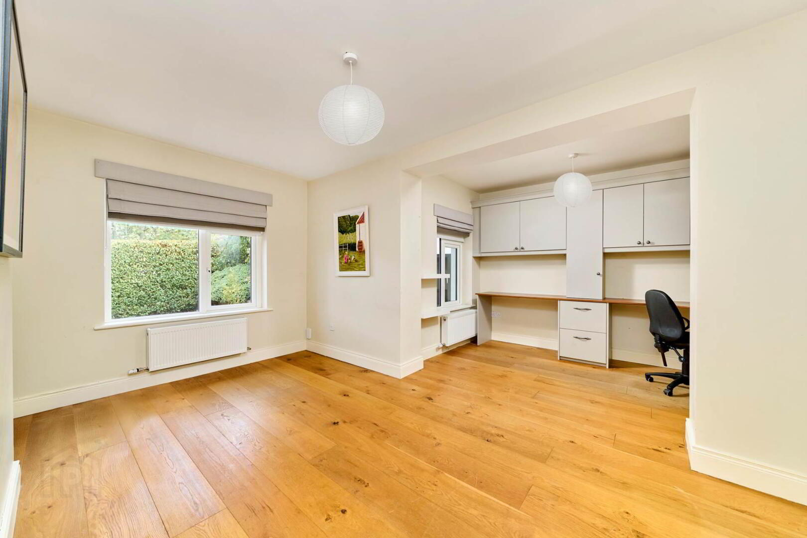 12 Oakleigh 5 of 31
