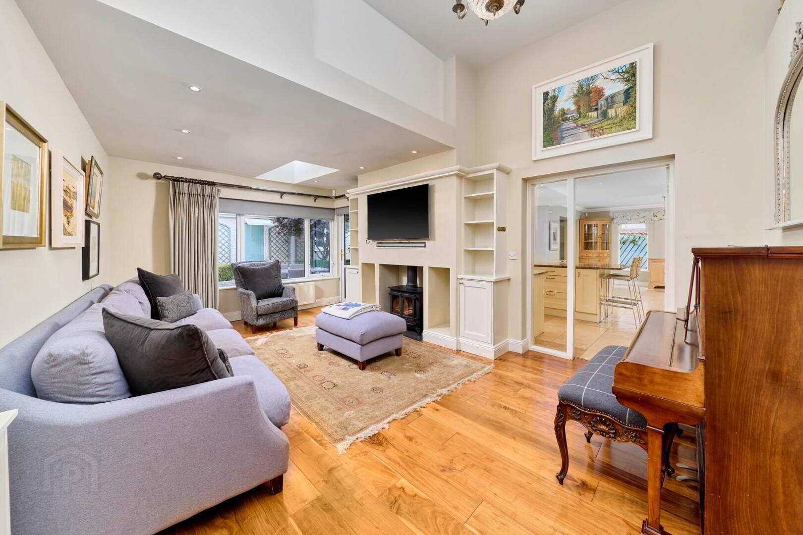 12 Oakleigh 11 of 31