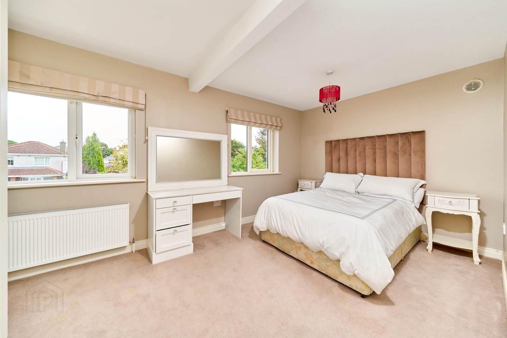 12 Oakleigh 17 of 31