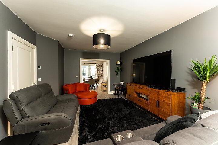 8 Hale Court 4 of 31