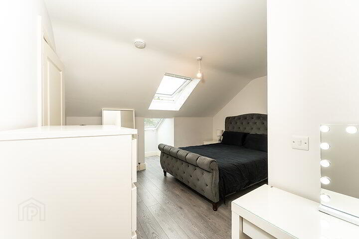 8 Hale Court 13 of 31