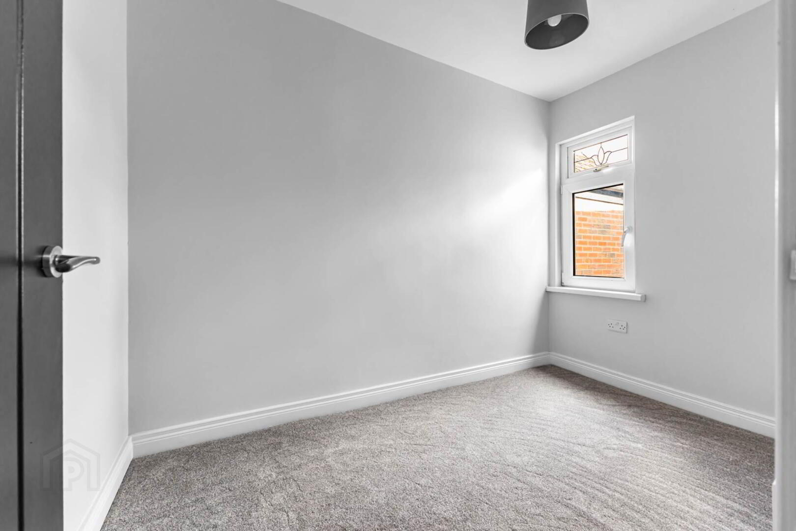 1 Donard Street 21 of 30