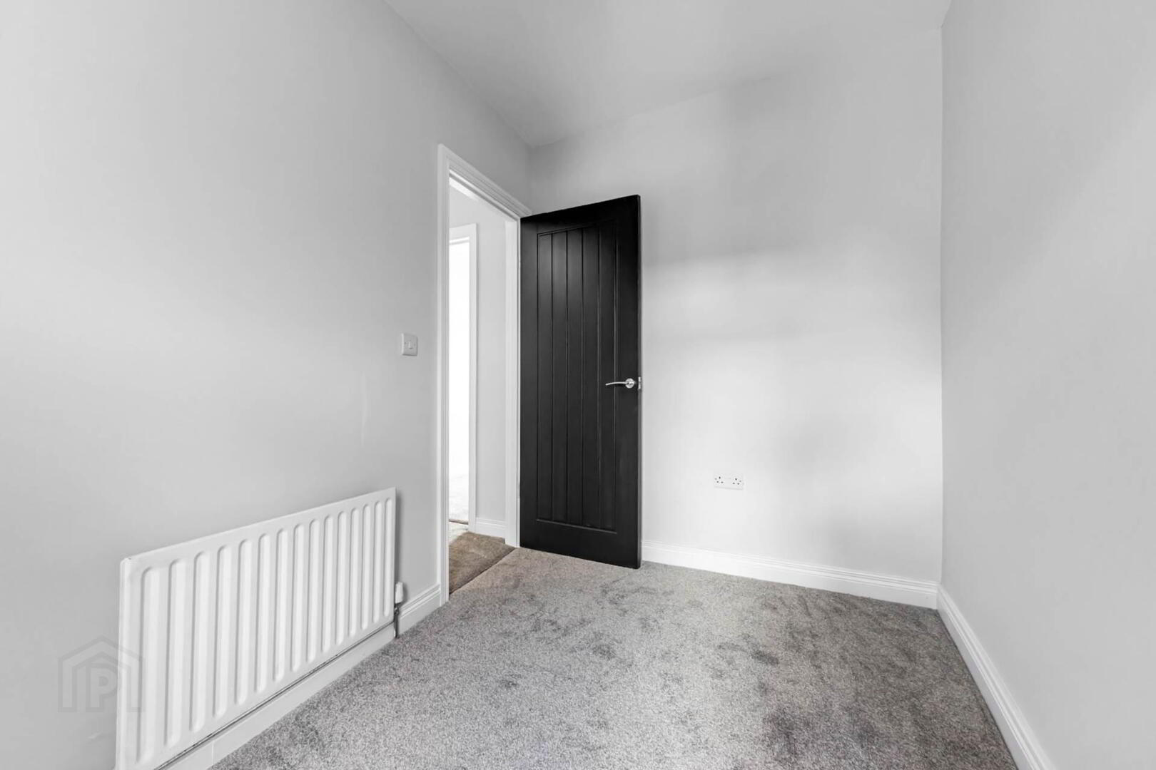 1 Donard Street 23 of 30