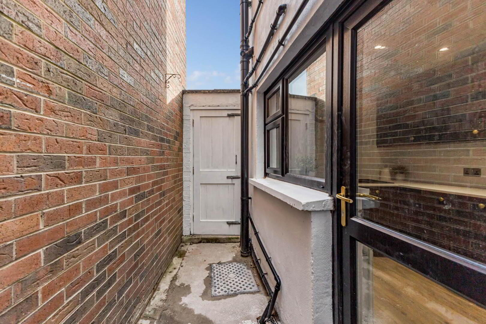 1 Donard Street 29 of 30