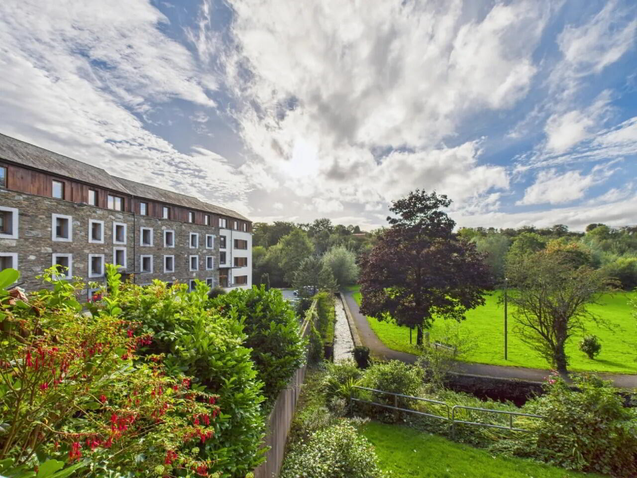 Apartment 4c Mahon Mills 2 of 22