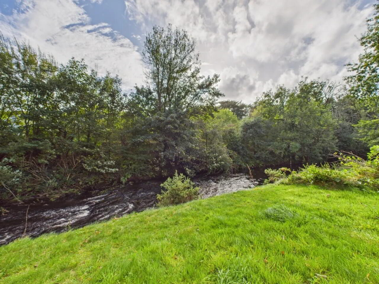 Apartment 4c Mahon Mills 20 of 22