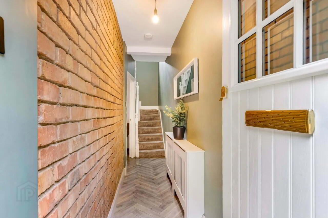 2 Fermanagh Terrace 2 of 21