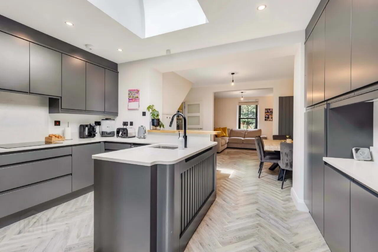 2 Fermanagh Terrace 6 of 21