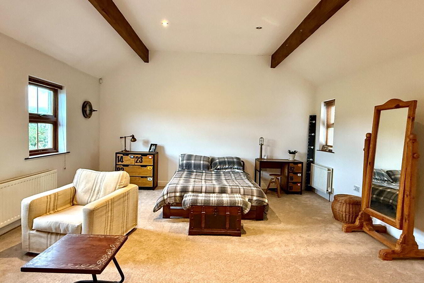 42c Circular Road 17 of 25