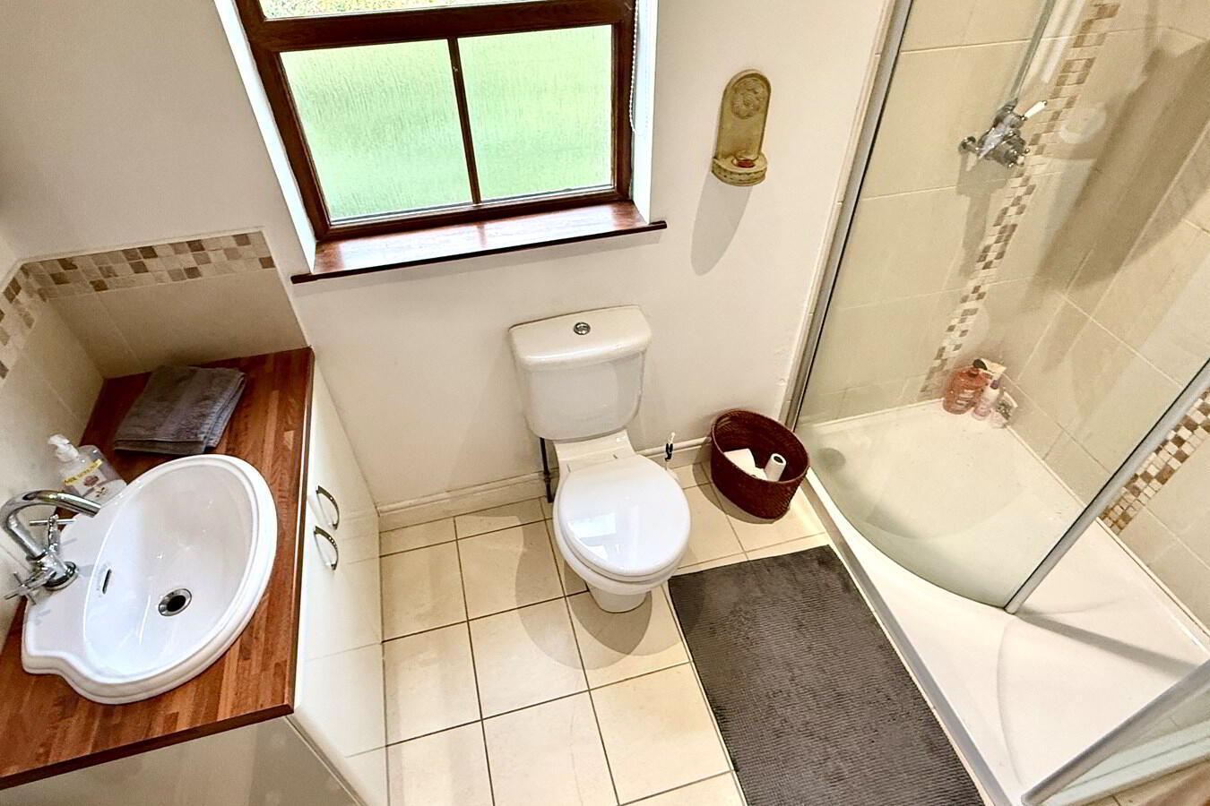 42c Circular Road 19 of 25