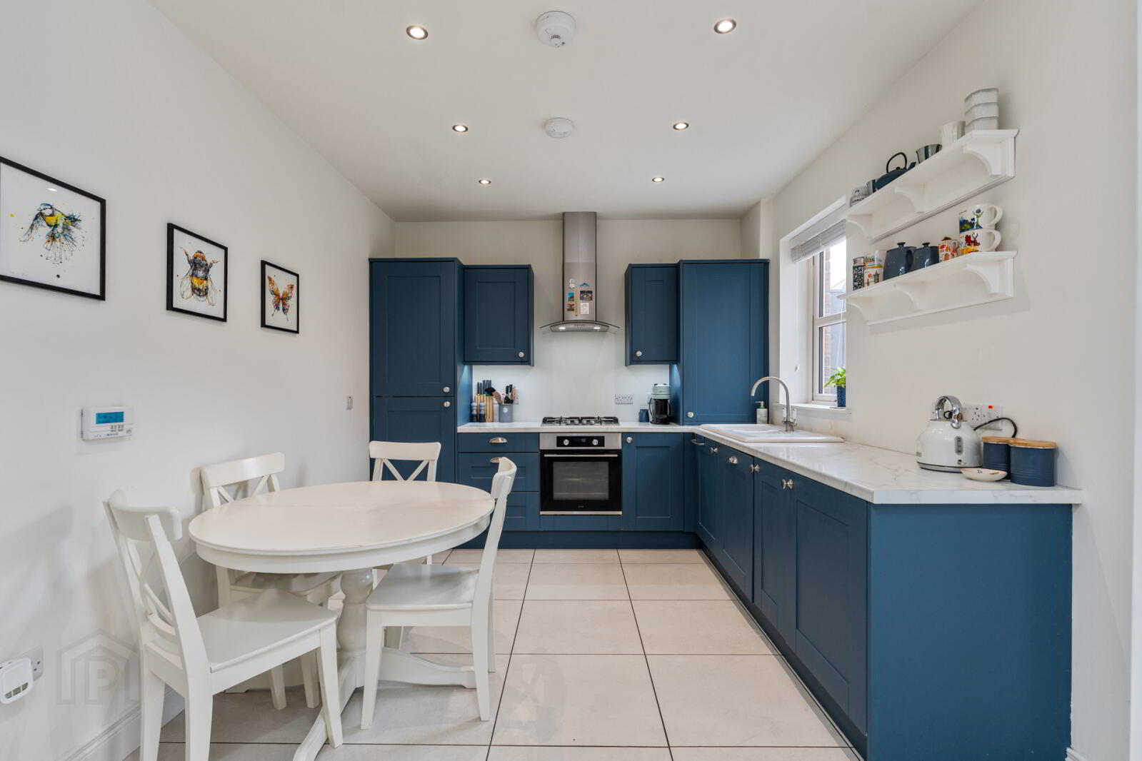 22 Helens Wood Place 5 of 27