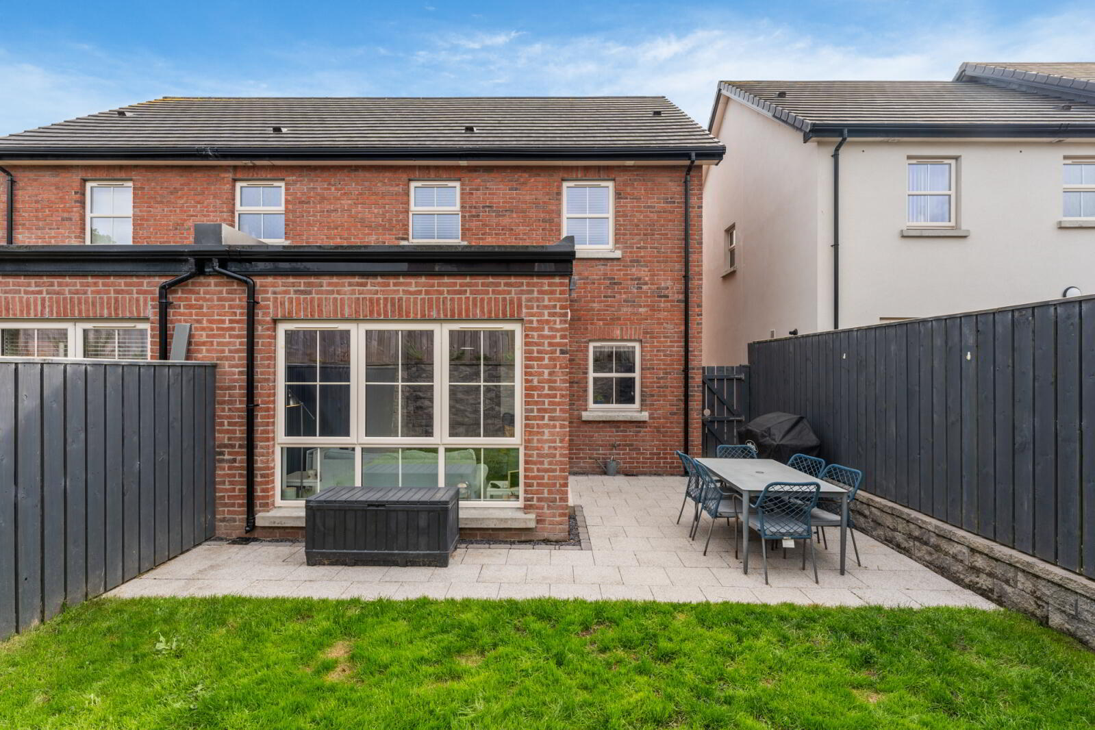 22 Helens Wood Place 24 of 27