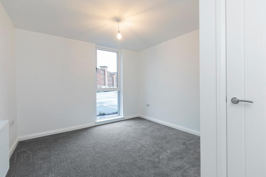 Apt 1, Lewis Mews 7 of 8