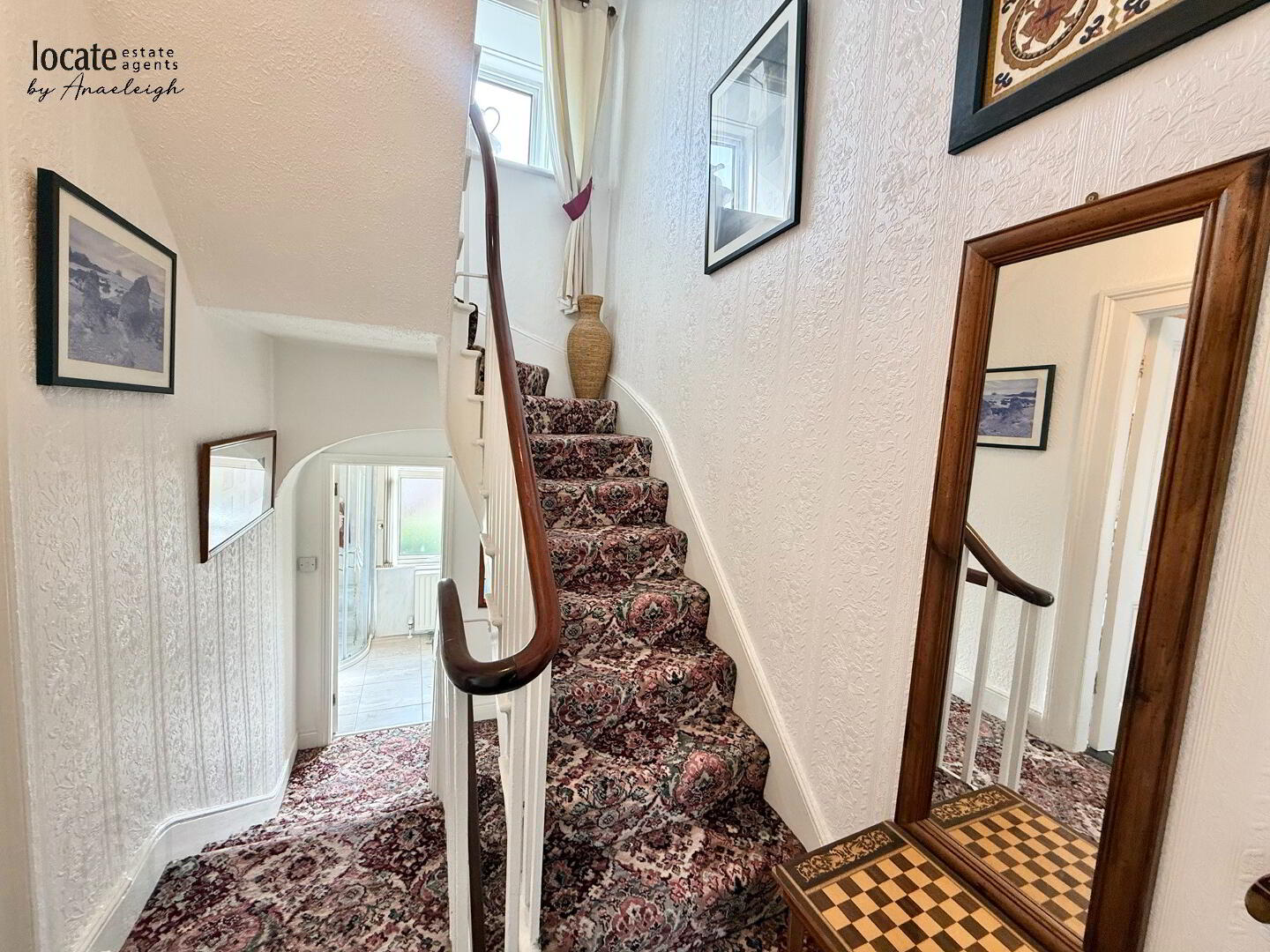 6 Nicholson Terrace 17 of 31