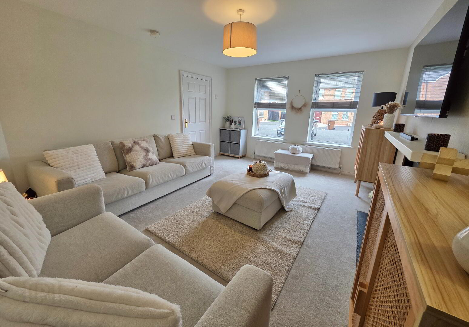 25 Bann Meadows 9 of 45