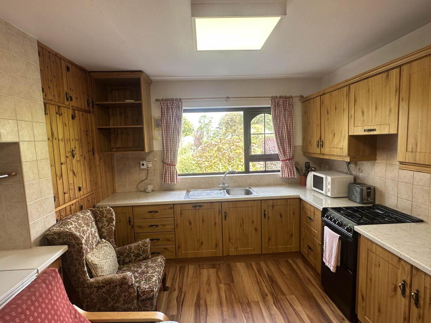 Convent Road 10 of 29