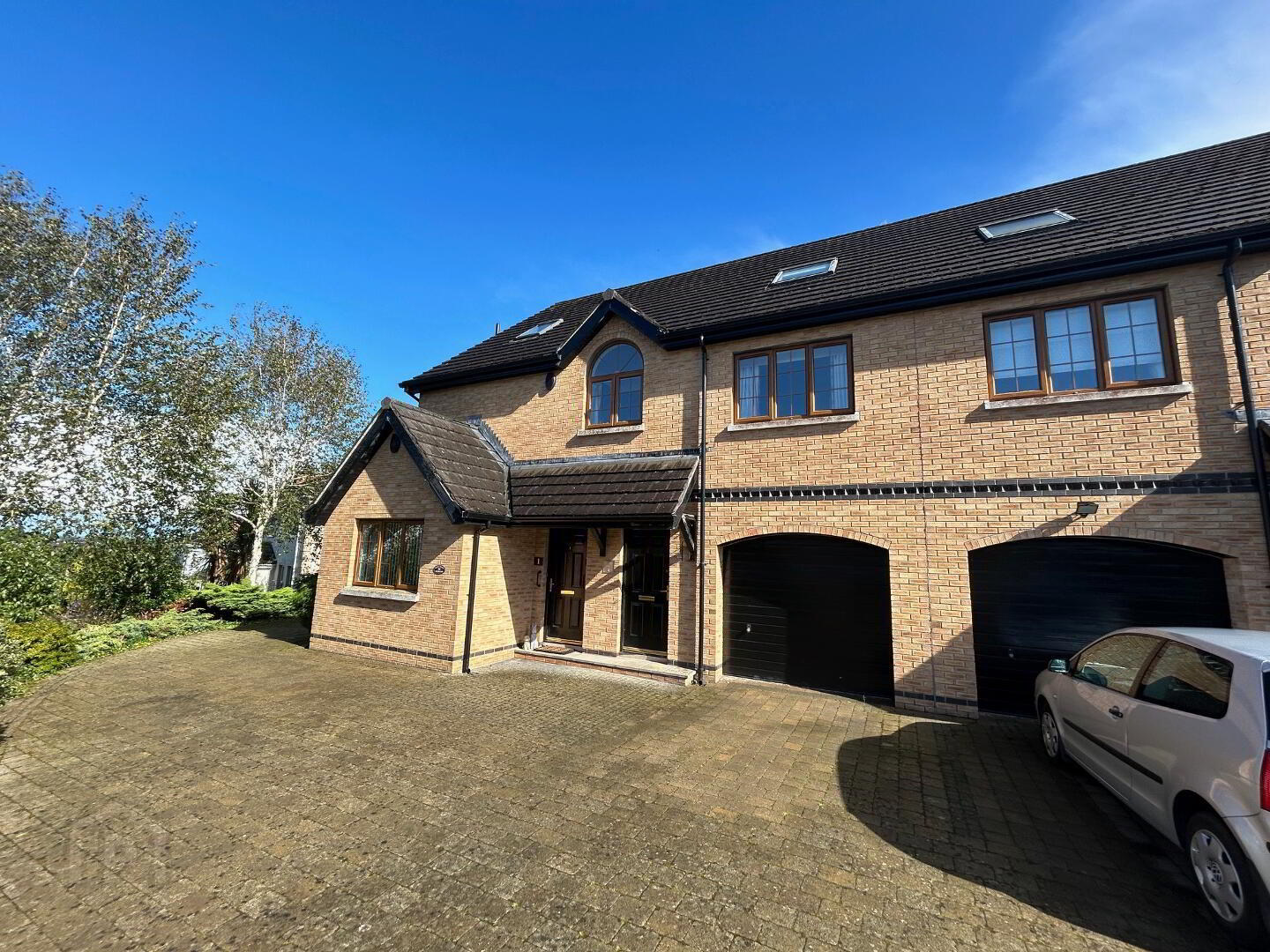 2 Springfield Court 1 of 10