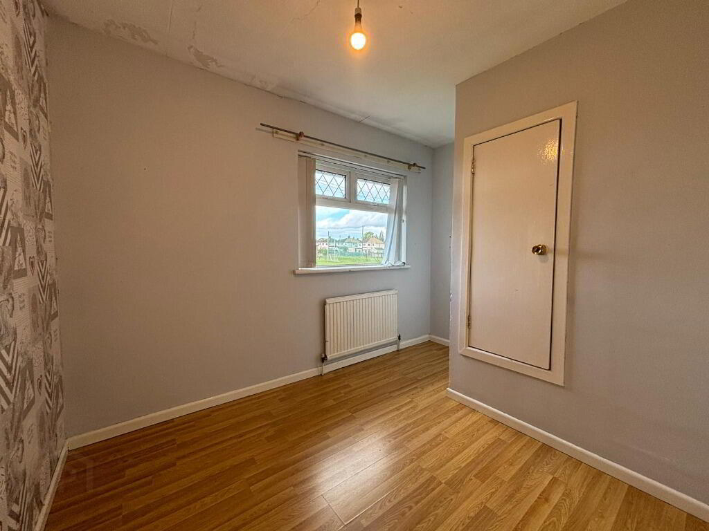 20 Deramore Drive 6 of 12