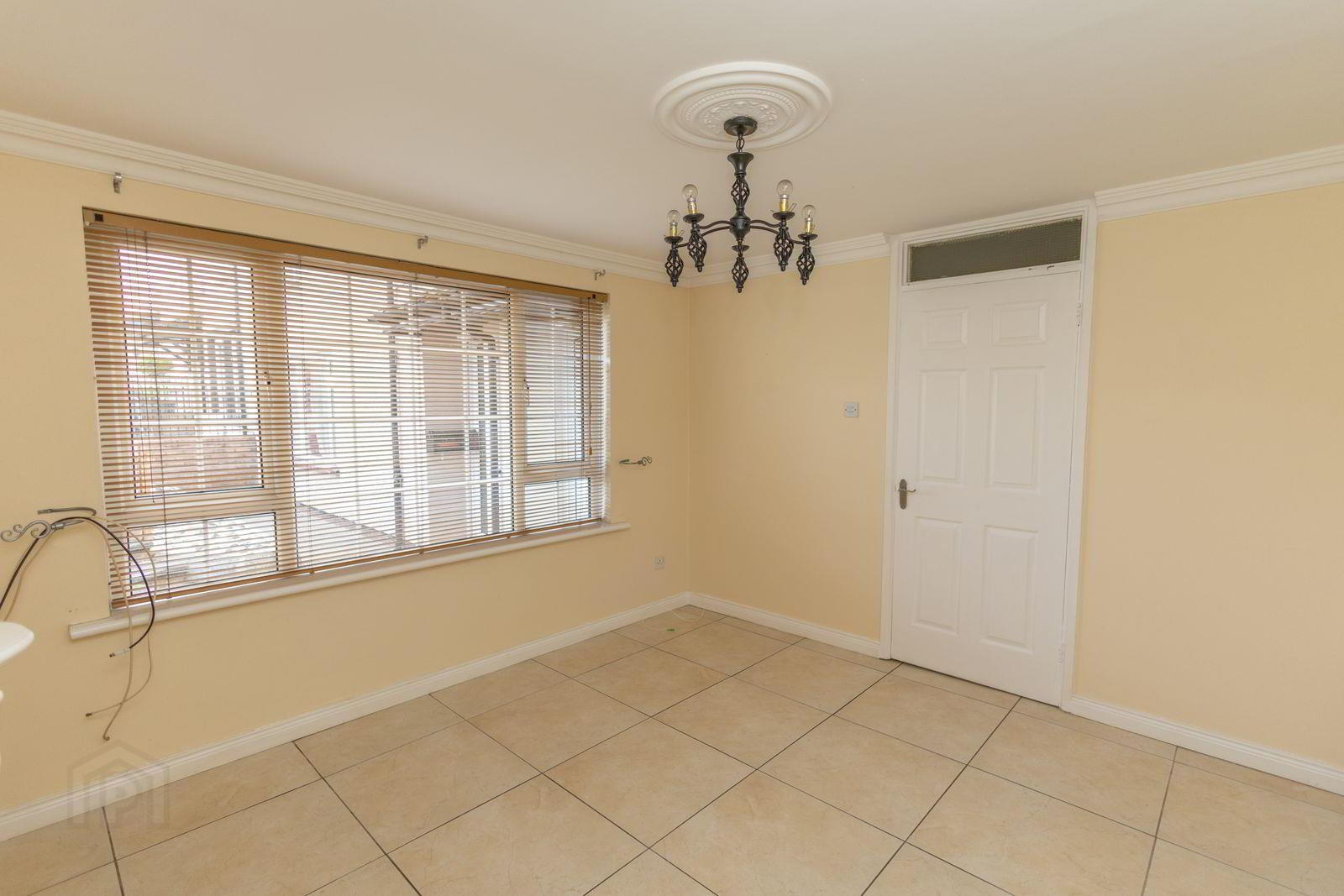 7 Lassara Heights 4 of 38