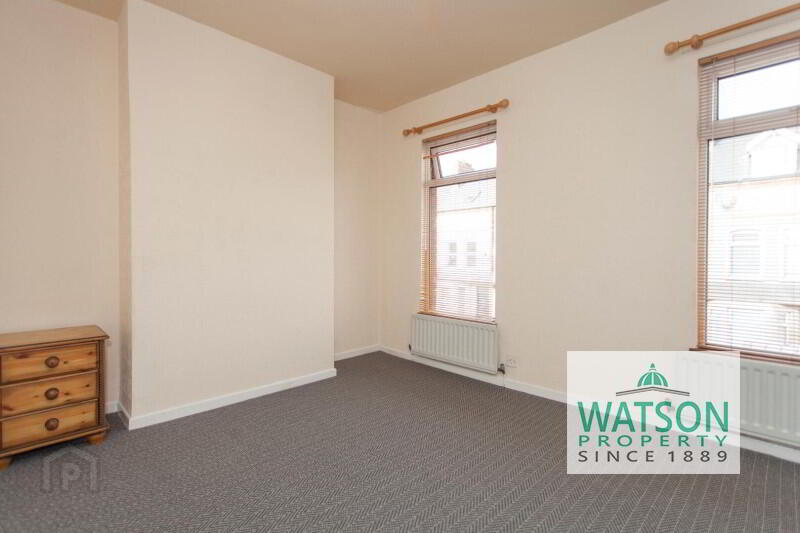 10 Willowholme Street 5 of 8