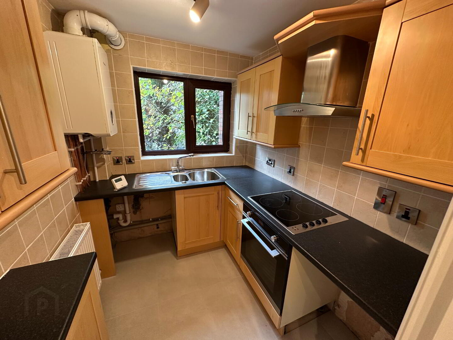 8c Stranmillis Court 5 of 11