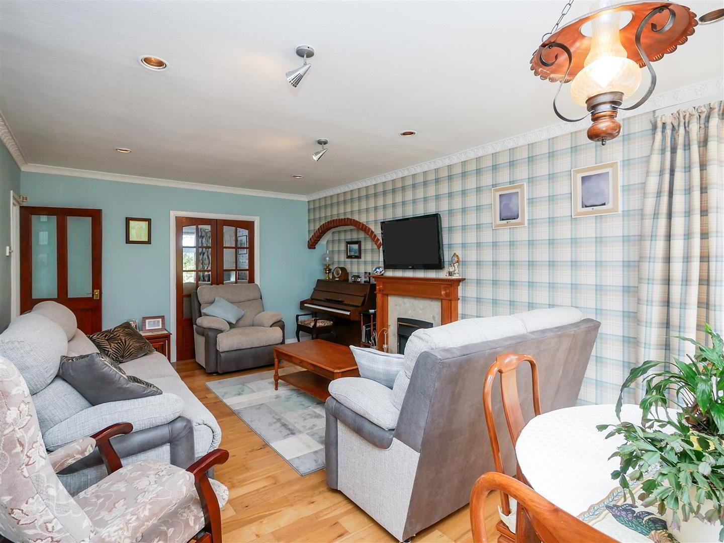 3 Loughview Drive 12 of 43