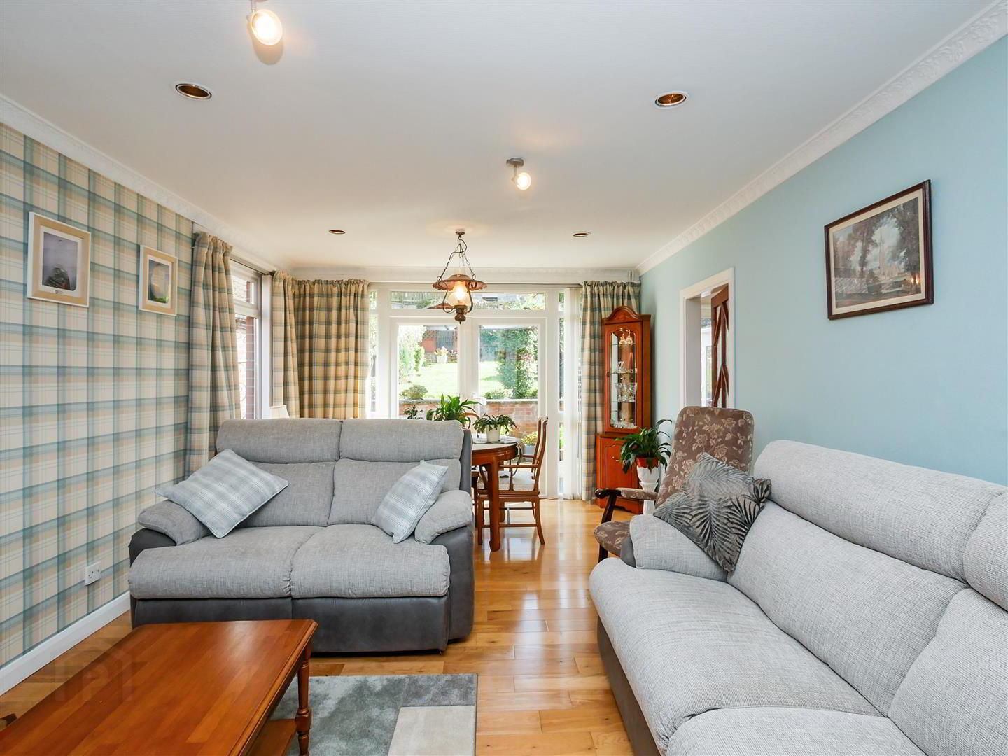 3 Loughview Drive 10 of 43
