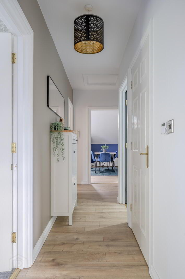 71 Brook Lane 4 of 17