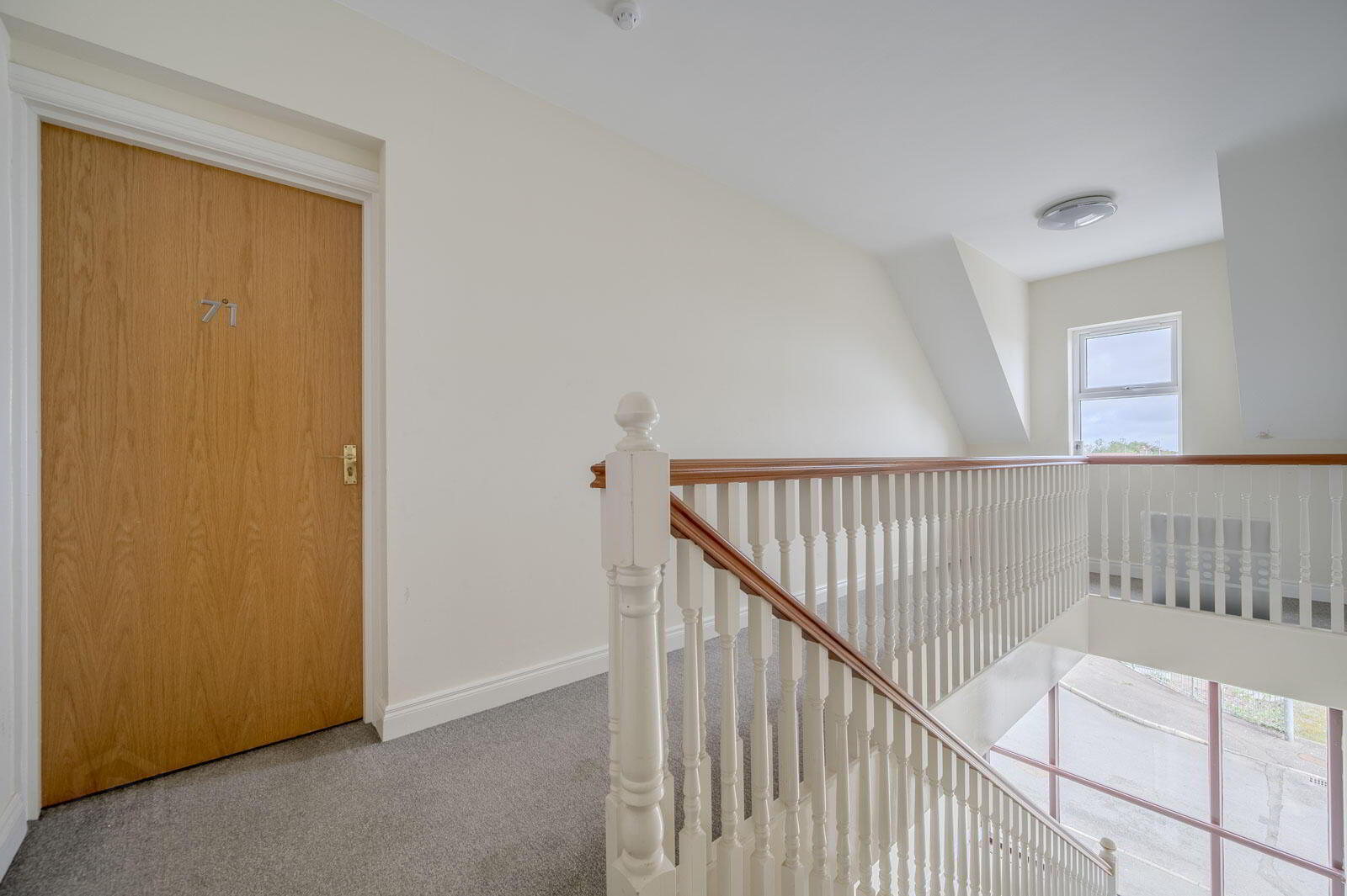 71 Brook Lane 3 of 17