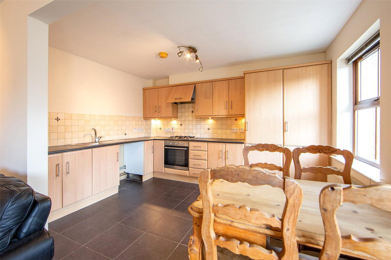 4 Loy Court, 265 Old Belfast Road 7 of 18
