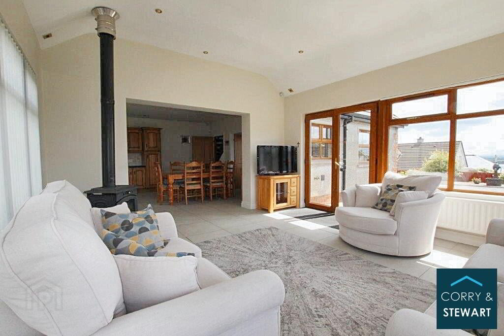 44 Corradinna Road 10 of 27