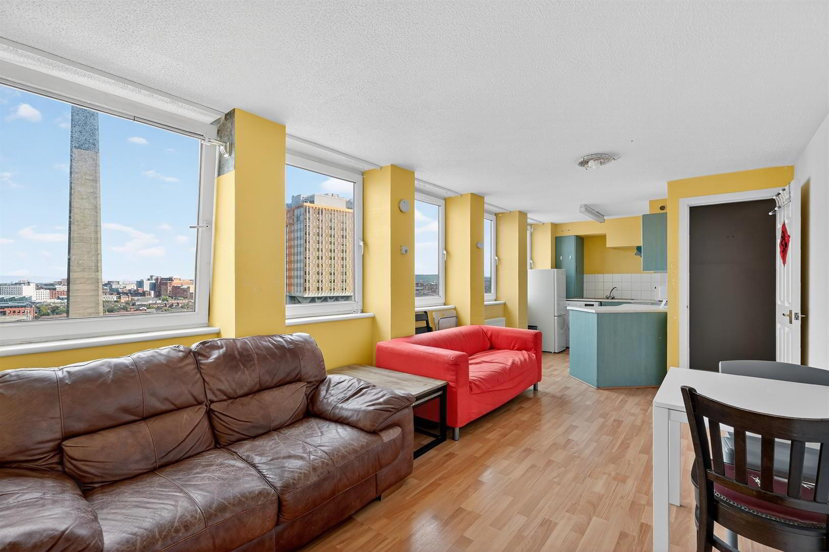 Apt 901, Bradbury Court 4 of 17