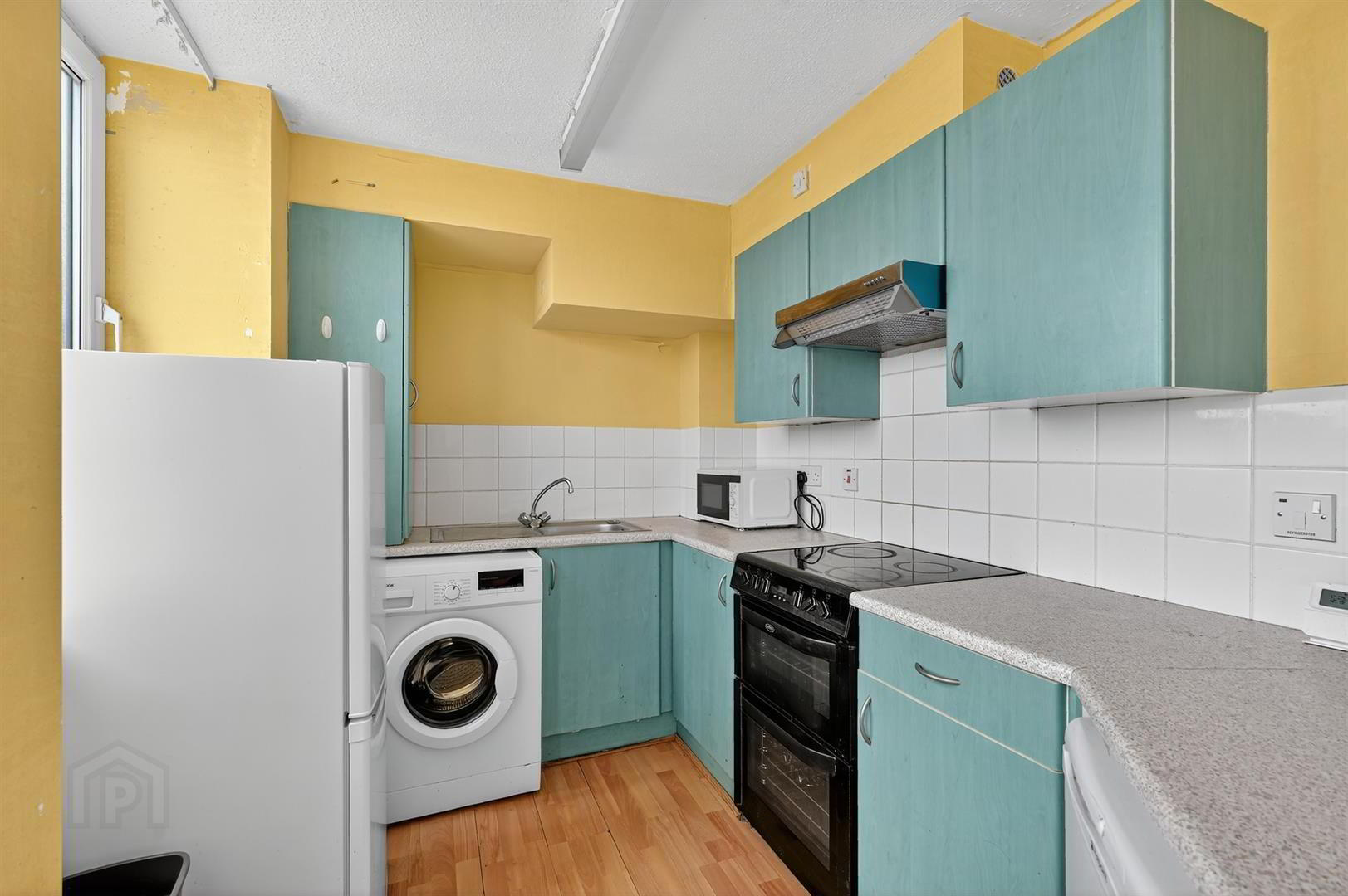 Apt 901, Bradbury Court 8 of 17