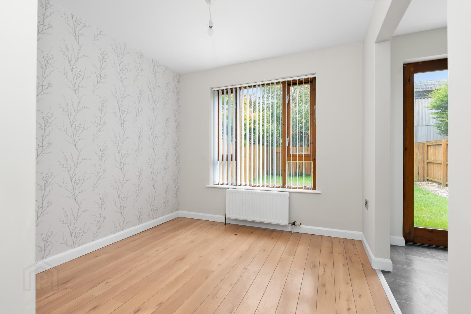 Shaftesbury Road 19 of 39
