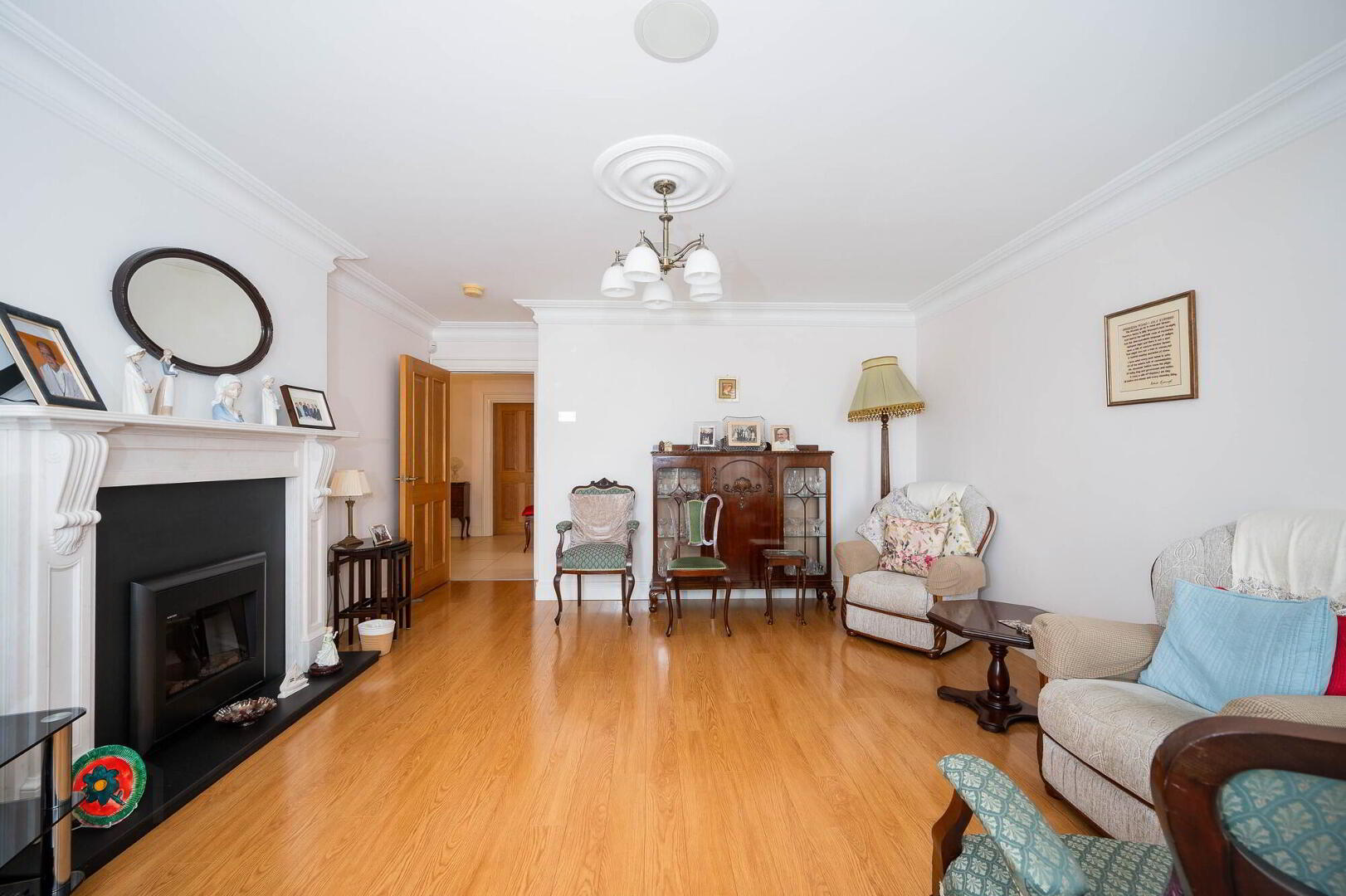 Apt 2, 2 Danesfort Park North 8 of 14