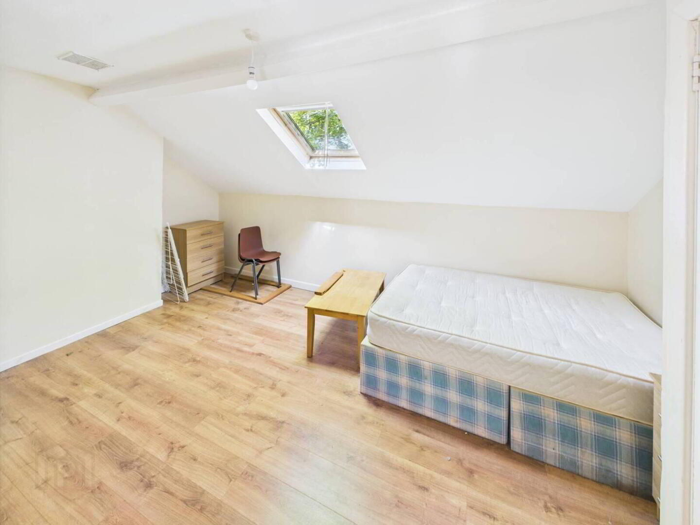 Apt 2, 11 Wolseley Street 7 of 8