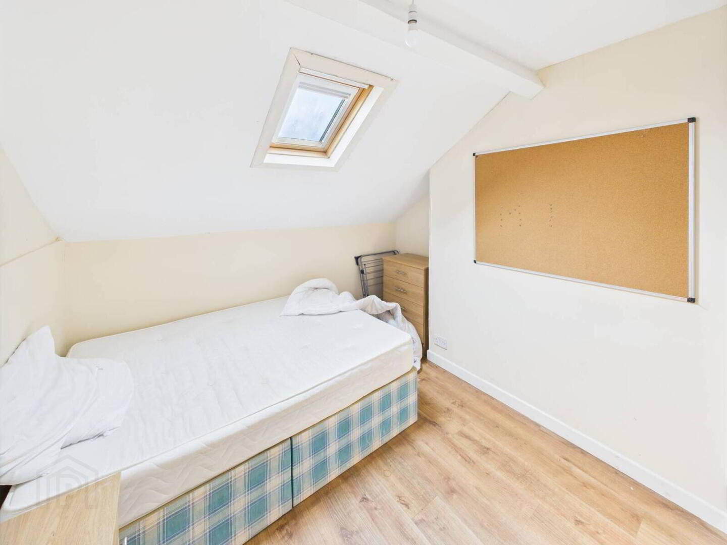 Apt 2, 11 Wolseley Street 8 of 8